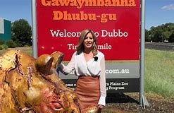 VanessaPalmerBlas/giraffedubbogawaymbanna.jpg