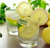 VanessaPalmerBlas/lemonwater.jpg